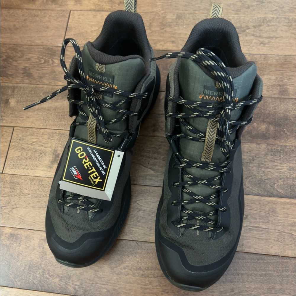 Merrell Men’s MQM 3 GORE‑TEX Mid Walking Boots, 
NWOT